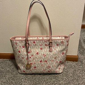 Michael Kors spring tote